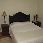 בית נופש Charming House In Covelas With Pool And Mountain View Póvoa de Lanhoso