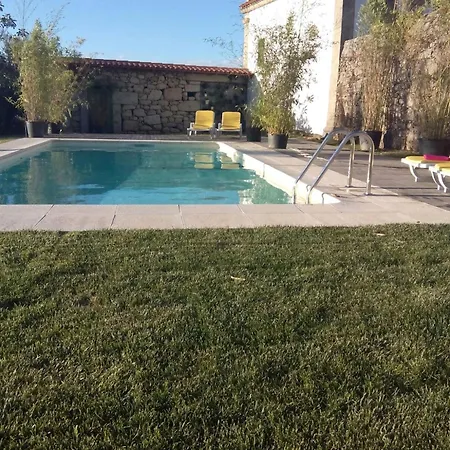 Charming House In Covelas With Pool And Mountain View Póvoa de Lanhoso