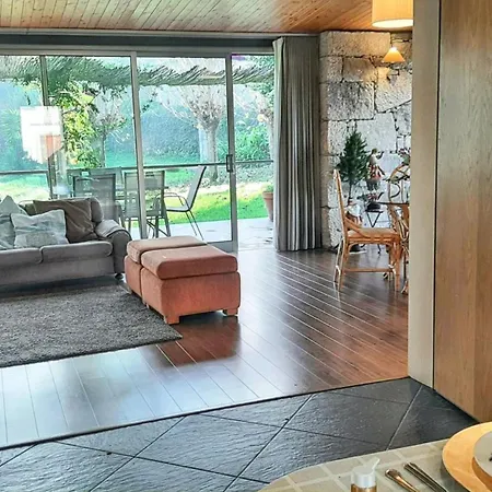 Charming House In Covelas With Pool And Mountain View Сasa de vacaciones *