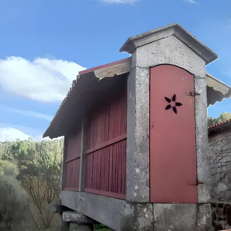 Charming House In Covelas With Pool And Mountain View * Póvoa de Lanhoso