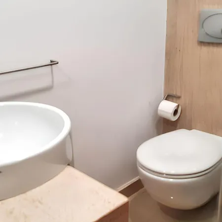 Сasa de vacaciones Charming House In Covelas With Pool And Mountain View *