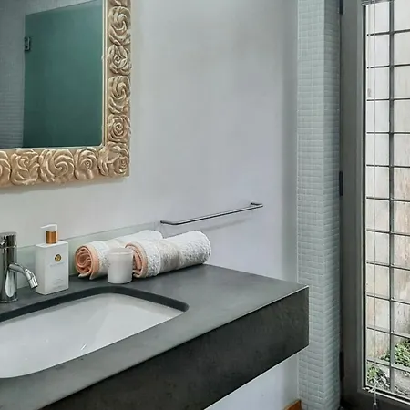 Сasa de vacaciones Charming House In Covelas With Pool And Mountain View Póvoa de Lanhoso