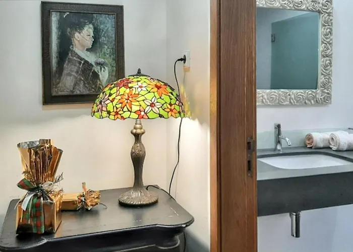 Charming House In Covelas With Pool And Mountain View