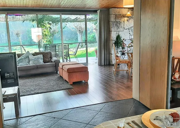 Charming House In Covelas With Pool And Mountain View Nyaraló *