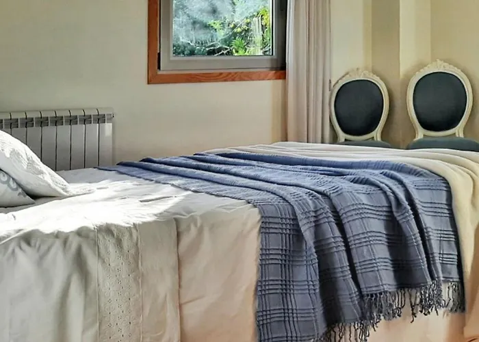 Charming House In Covelas With Pool And Mountain View Nyaraló